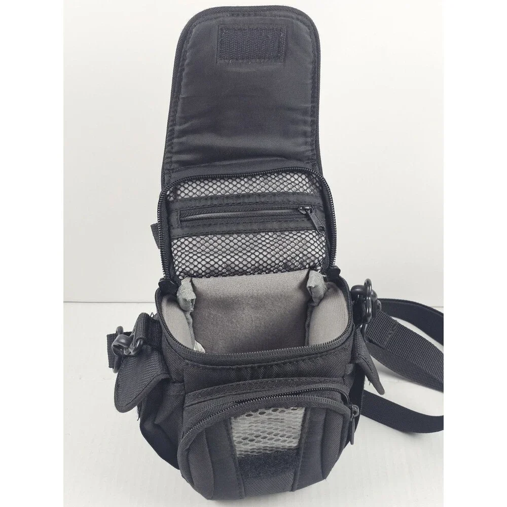 Lowepro Edit 110 Small Black Padded Camera/Camcorder Bag w/ Shoulder Strap